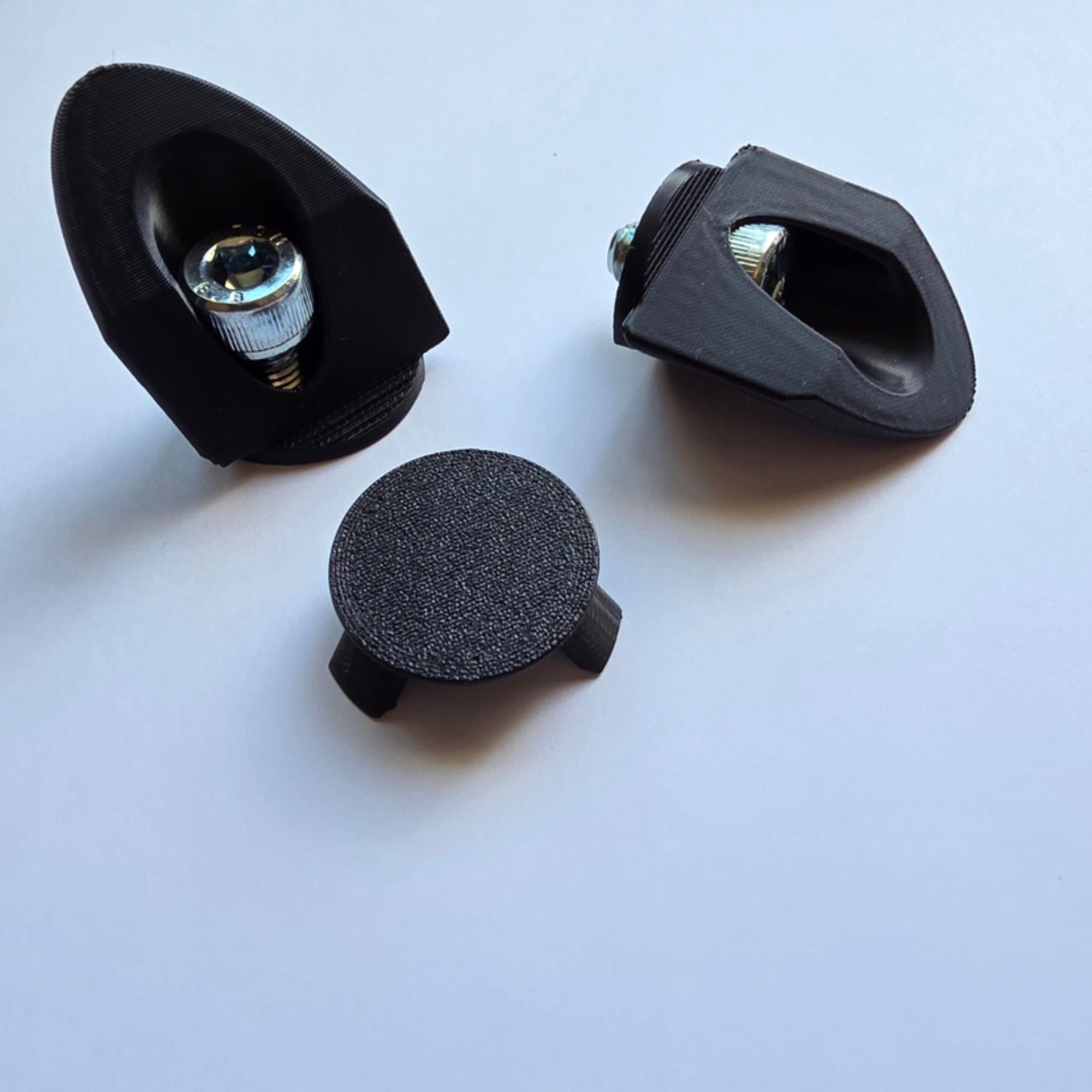 Tapones anclaje baca trasera Rieju 307