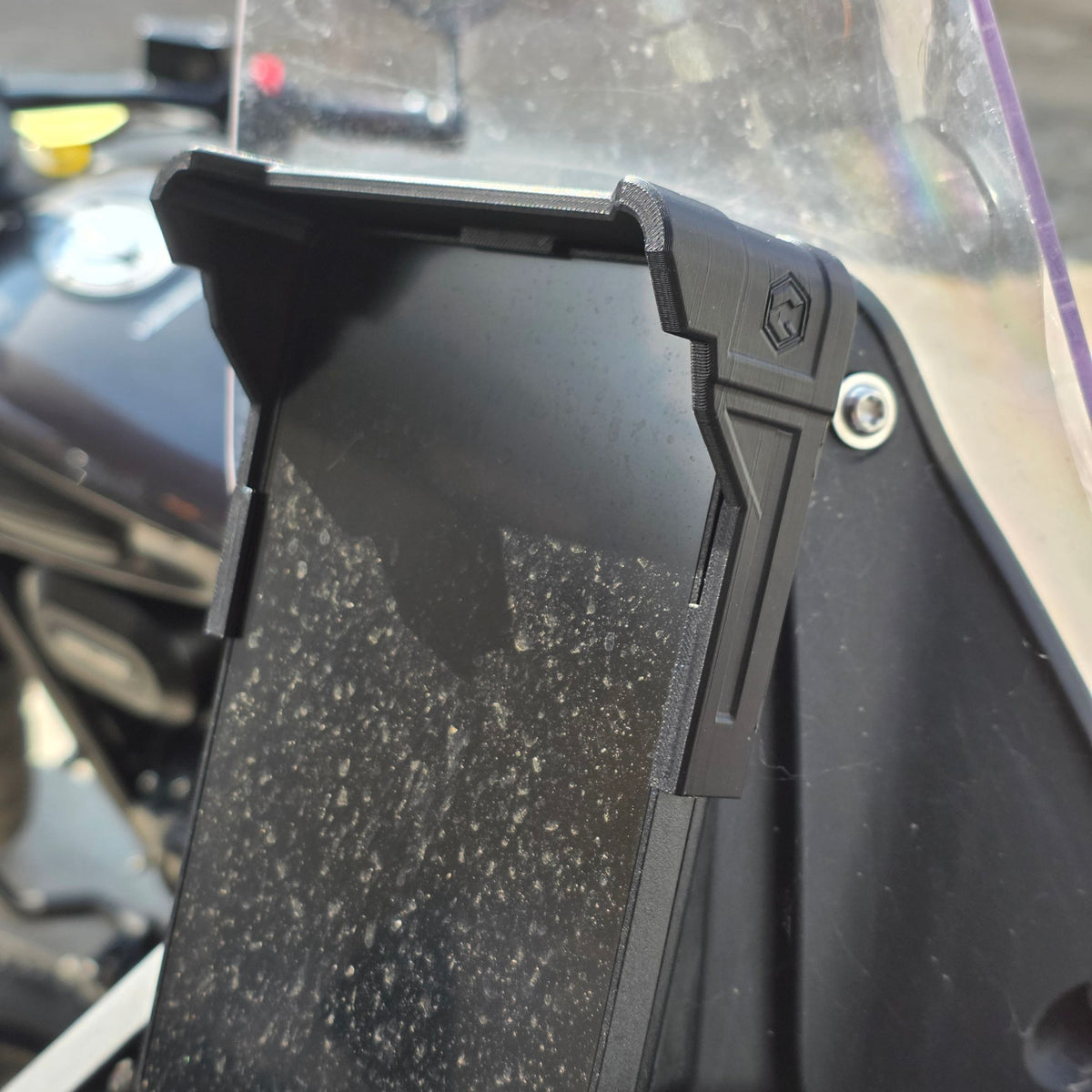 Visera protectora para pantalla TFT Rieju 307